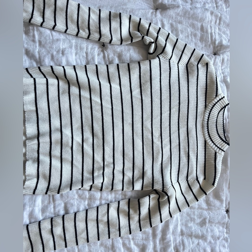 Forever 21 girls striped turtle neck